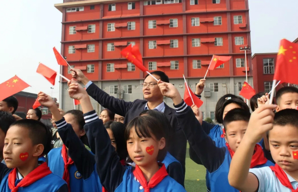 【第三期】成都城投领川外国语学校赵兴：怎样课外阅读，才能写出好文章